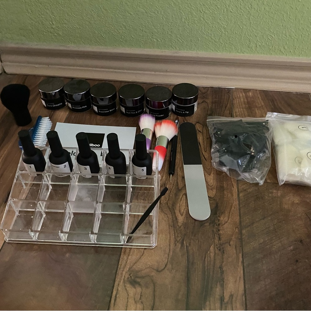 NailBoo Dip Powder and Tips